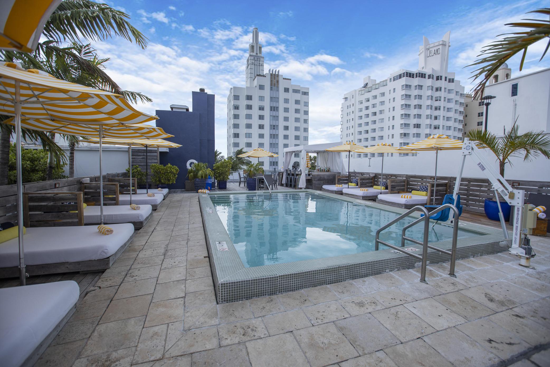 คาตาลีนา โฮเทล แอนด์ บีช คลับ Hotel ไมอามีบีช ภายนอก รูปภาพ