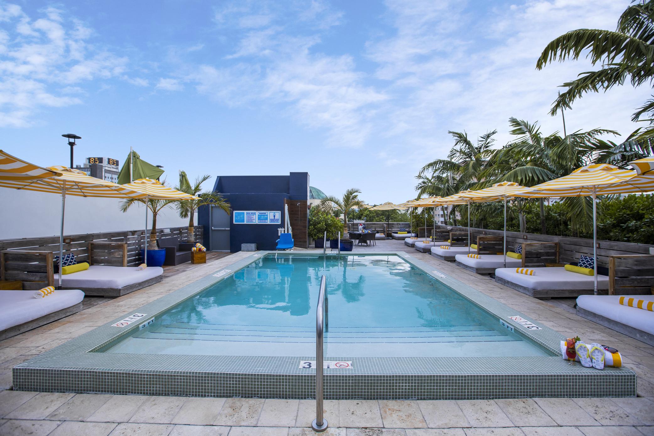 คาตาลีนา โฮเทล แอนด์ บีช คลับ Hotel ไมอามีบีช ภายนอก รูปภาพ